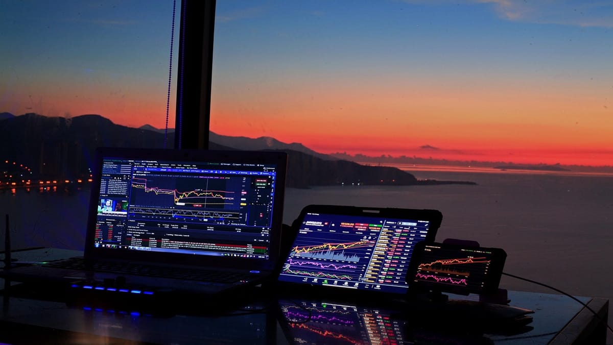 How to spot Bitcoin ETF flows and their impact during price declines