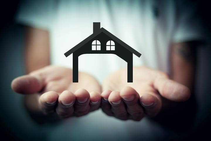 Does paying extra into your bond reduce the interest by much?